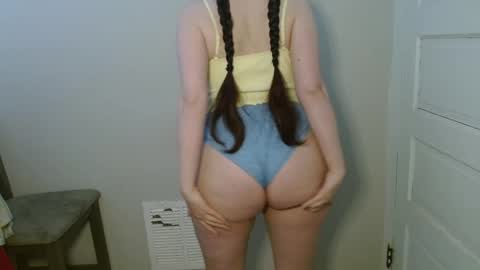 Isabella online show from 02-16-26, 07:43