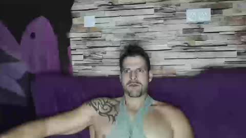 Snapshot of bigboyband chatting on 01-24-25, 08:22 Bigboyband online show from 01-24-25, 08:22