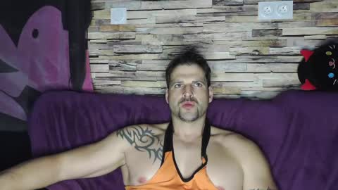 Snapshot of bigboyband chatting on 03-04-25, 07:01 Bigboyband online show from 03-04-25, 07:01