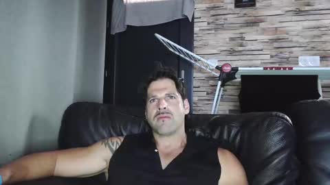 Snapshot of bigboyband chatting on 09-28-25, 04:01 Bigboyband online show from 09-28-25, 04:01