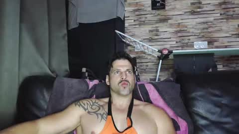 Snapshot of bigboyband chatting on 12-13-25, 07:53 Bigboyband online show from 12-13-25, 07:53