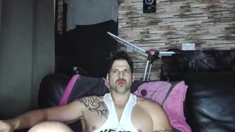 Bigboyband online show from 12-19-25, 06:59