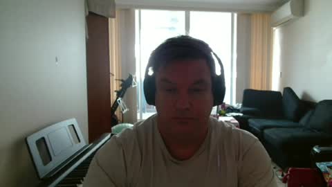 Snapshot of bigboybenny176 chatting on 06-18-26, 01:28 bigboybenny176 online show from 06-18-26, 01:28
