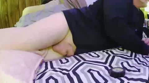 L e g a l    S t u f f Any UNAUTHORIZED use of this profile video pictures or audio in any form or in a forum now or in the fu online show from 02-02-26, 02:43