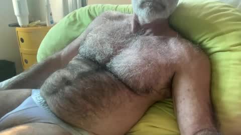 Snapshot of bigbush1 chatting on 06-24-26, 12:31 big bush online show from 06-24-26, 12:31