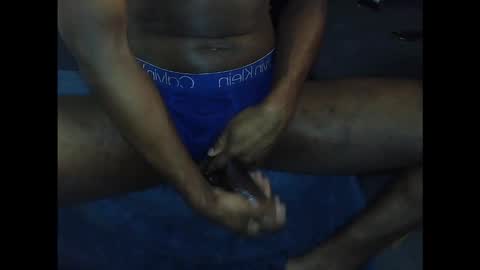 Snapshot of bigcalvin10 chatting on 12-17-25, 07:42 bigcalvin10 online show from 12-17-25, 07:42