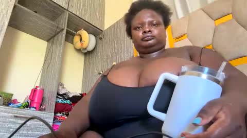 bigchocotities online show from 11-07-25, 08:14