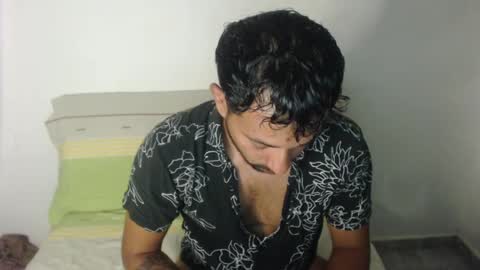 Snapshot of bigcock_hair chatting on 01-28-25, 09:50 bigcock_hair online show from 01-28-25, 09:50