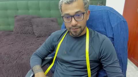 Snapshot of bigcock_hair chatting on 10-16-25, 11:06 bigcock_hair online show from 10-16-25, 11:06