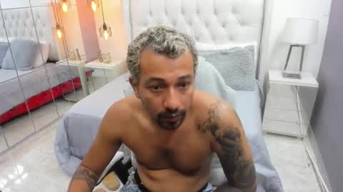 Snapshot of bigcock_hair chatting on 10-25-25, 08:03 bigcock_hair online show from 10-25-25, 08:03