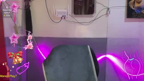 queen amanda online show from 12-13-24, 01:33