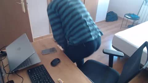 Snapshot of bigcok35spain chatting on 02-12-25, 10:35 bigcok35spain online show from 02-12-25, 10:35