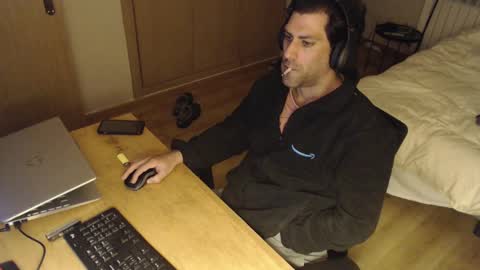 Snapshot of bigcok35spain chatting on 02-20-25, 07:30 bigcok35spain online show from 02-20-25, 07:30