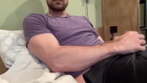 Snapshot of bigcollegecock69690 chatting on 03-06-25, 12:32 bigcollegecock69690 online show from 03-06-25, 12:32