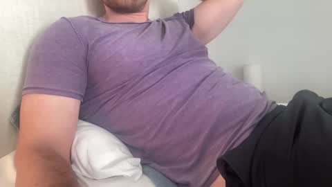 Snapshot of bigcollegecock69690 chatting on 11-06-25, 07:26 bigcollegecock69690 online show from 11-06-25, 07:26