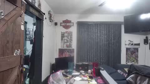 Snapshot of bigdbrillion chatting on 02-15-25, 09:05 Darryl online show from 02-15-25, 09:05