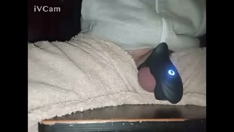 Snapshot of bigdick666cm chatting on 12-30-24, 03:25 Big online show from 12-30-24, 03:25