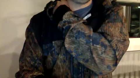 Snapshot of bigdickshowoff9877 chatting on 02-06-26, 06:51 Bigdickshowoff9877 online show from 02-06-26, 06:51