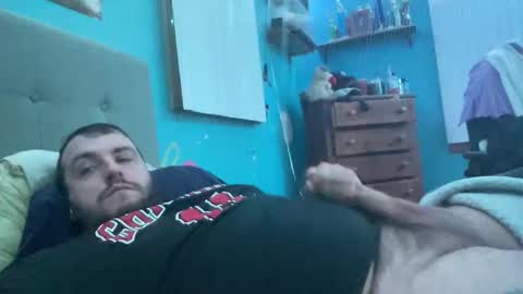 Snapshot of bigdickvin69 chatting on 10-21-25, 03:40 bigdickvin69 online show from 10-21-25, 03:40