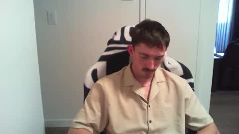 Snapshot of bigdog_112 chatting on 09-18-25, 09:39 BigWilly online show from 09-18-25, 09:39