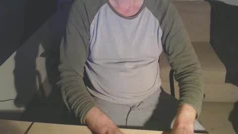 Snapshot of bigdutchenergy chatting on 11-29-25, 12:46 BigDutchEnergy online show from 11-29-25, 12:46