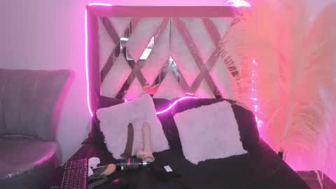 Lucy and Fred online show from 02-23-25, 02:18