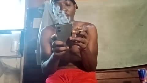 Snapshot of biggbic36 chatting on 09-16-25, 03:02 biggbic36 online show from 09-16-25, 03:02