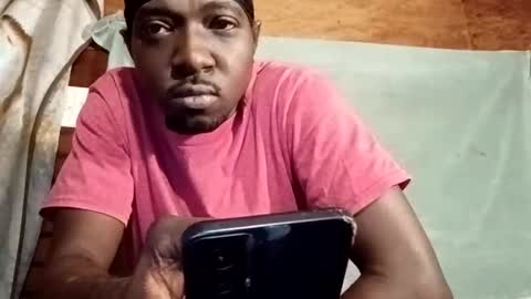 Snapshot of biggbic36 chatting on 10-23-25, 02:16 biggbic36 online show from 10-23-25, 02:16