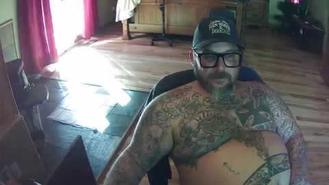 biggdaddy4206913 online show from 10-24-25, 09:55