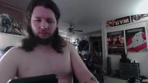 biggerisbetter21 online show from 01-05-26, 06:00