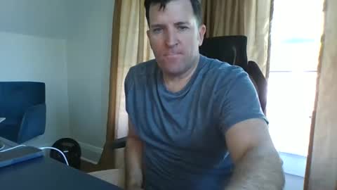 Snapshot of biggestballsonchatu chatting on 11-04-25, 08:30 BiggestBallsOnChatr online show from 11-04-25, 08:30