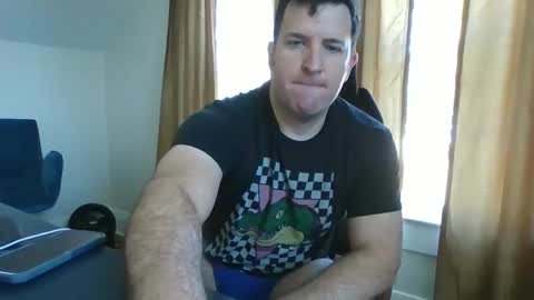 Snapshot of biggestballsonchatu chatting on 11-12-25, 05:46 BiggestBallsOnChatr online show from 11-12-25, 05:46