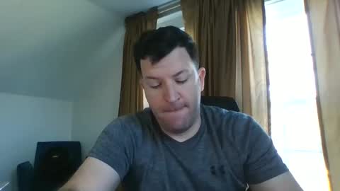 Snapshot of biggestballsonchatu chatting on 12-14-25, 07:29 BiggestBallsOnChatr online show from 12-14-25, 07:29