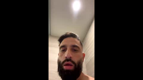 Snapshot of biggestdickyet chatting on 09-18-25, 01:46 biggestdickyet online show from 09-18-25, 01:46