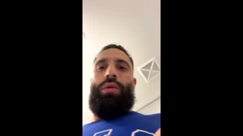 Snapshot of biggestdickyet chatting on 09-23-25, 03:42 biggestdickyet online show from 09-23-25, 03:42