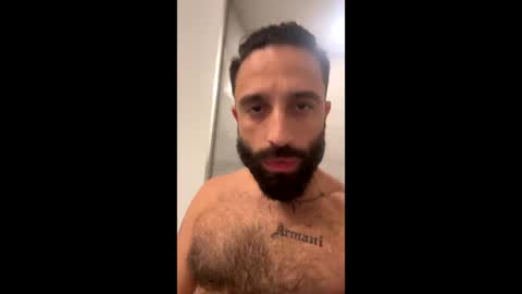 Snapshot of biggestdickyet chatting on 10-19-25, 01:50 biggestdickyet online show from 10-19-25, 01:50