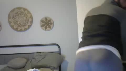 Gavin online show from 12-03-24, 01:54