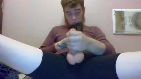 Snapshot of biggingerdick04 chatting on 12-15-25, 05:50 biggingerdick04 online show from 12-15-25, 05:50
