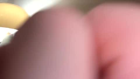 Snapshot of biggloves4bighands chatting on 09-08-25, 10:31 biggloves4bighands online show from 09-08-25, 10:31