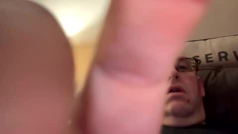 Snapshot of biggloves4bighands chatting on 10-04-25, 10:19 biggloves4bighands online show from 10-04-25, 10:19