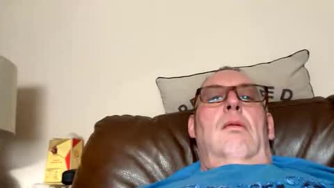 Snapshot of biggloves4bighands chatting on 11-20-25, 11:54 biggloves4bighands online show from 11-20-25, 11:54