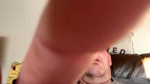 Snapshot of biggloves4bighands chatting on 11-23-25, 12:16 biggloves4bighands online show from 11-23-25, 12:16