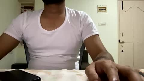 bighandsomesatisfy online show from 01-02-25, 06:34