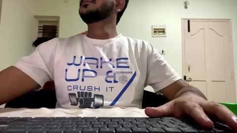 bighandsomesatisfy online show from 01-08-25, 04:11