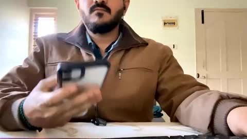 bighandsomesatisfy online show from 02-11-25, 12:05