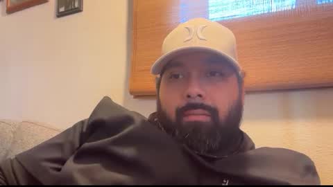 Daniel  Noelia online show from 12-16-25, 03:17