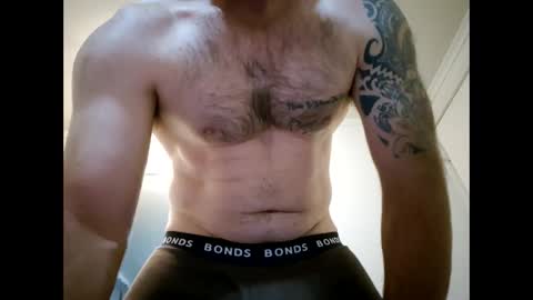 Snapshot of bigjoeyblow chatting on 10-22-25, 03:18 bigjoeyblow online show from 10-22-25, 03:18