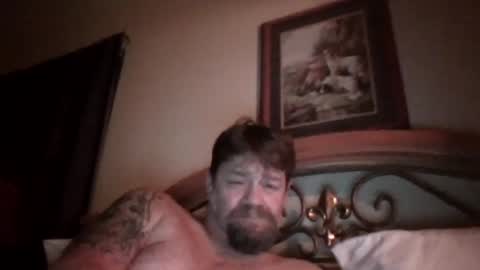 Snapshot of bigload1972 chatting on 02-18-25, 01:21 bigload1972 online show from 02-18-25, 01:21