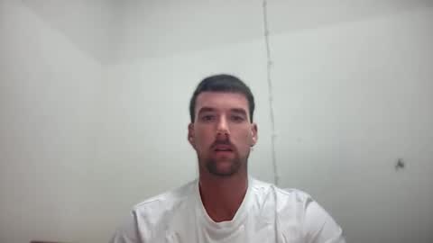 Snapshot of bigmachinejack chatting on 10-13-25, 08:14 bigmachinejack online show from 10-13-25, 08:14