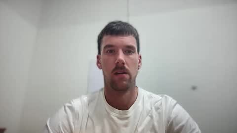 Snapshot of bigmachinejack chatting on 11-03-25, 09:10 bigmachinejack online show from 11-03-25, 09:10